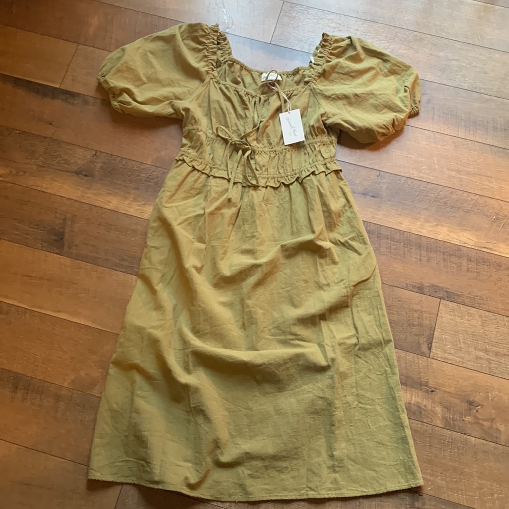Green midi dress